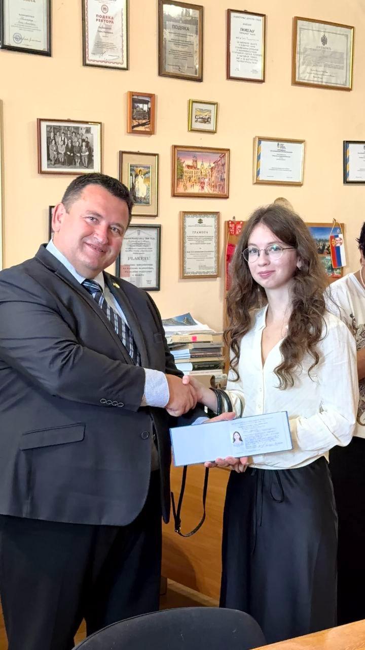 Новата учебна година в Киев и българският език: посланикът на България приветства студентите в първия им учебен ден в Образователно-научния институт по филология към Киевския национален университет „Тарас Шевченко“